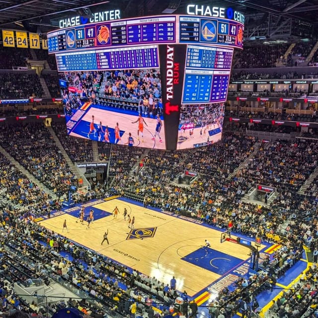 chase-center-san-francisco-golden-state-warriors-basketball-game_1